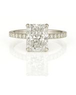 14kT IGI Certified 2.91 White Gold Diamond ring with 0.4 Accent Stones