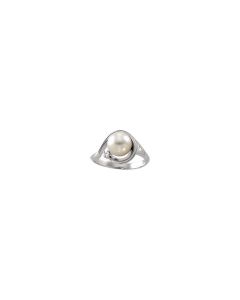 Akoya Cultured Pearl & Diamond Ring