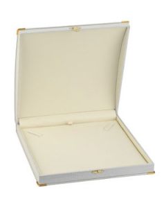 Royal Oyster Domed Lid Necklace Box N\A  Necklace Box