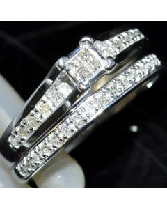 Wedding Ring Bridal Set .25ct Diamonds Engagement Ring Wedding Band 2 Piece Princess Cut Center