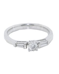 14K White Gold Diamond Engagement Ring 0.28cttw Round And Baguettes