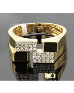 10K Yellow Gold Fashion Ring with Diamonds